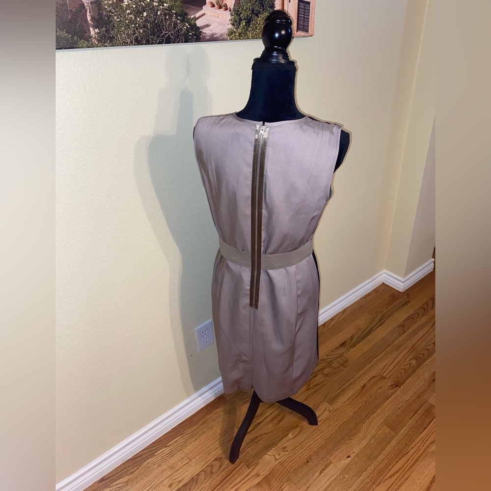 Ann Taylor Sleeveless Dress - Picture 3 of 9